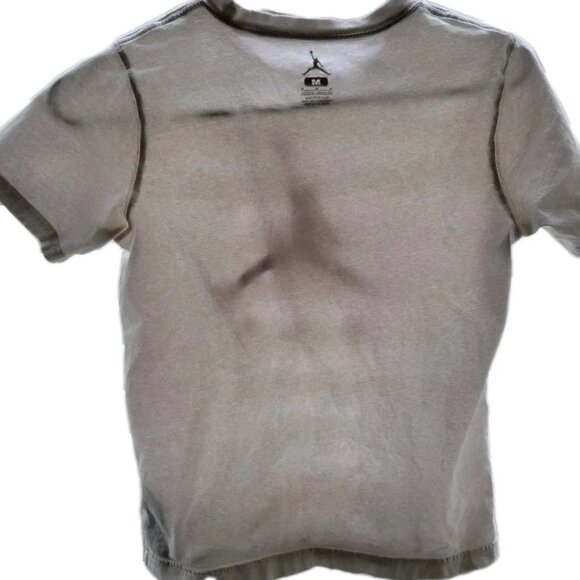 Jordan Shirt Boy's 10-12y M Red Jumpman Logo Graphic Tee Crew Neck Short Sleeve - Picture 2 of 4